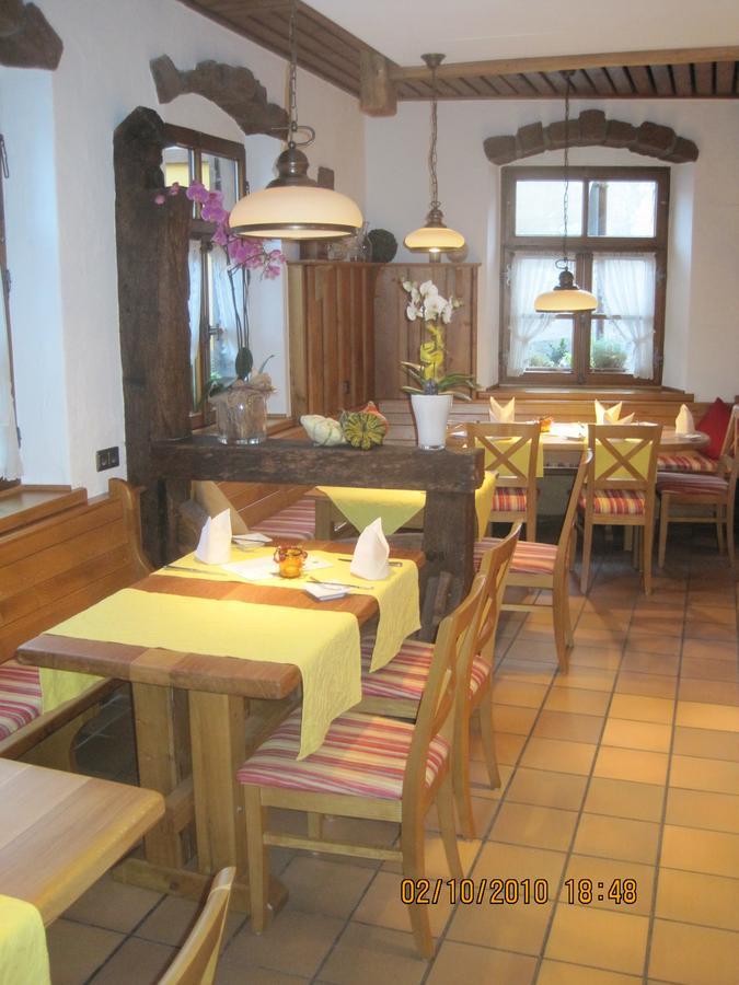 Ellenbergs Restaurant & Hotel Hessheim Exteriér fotografie